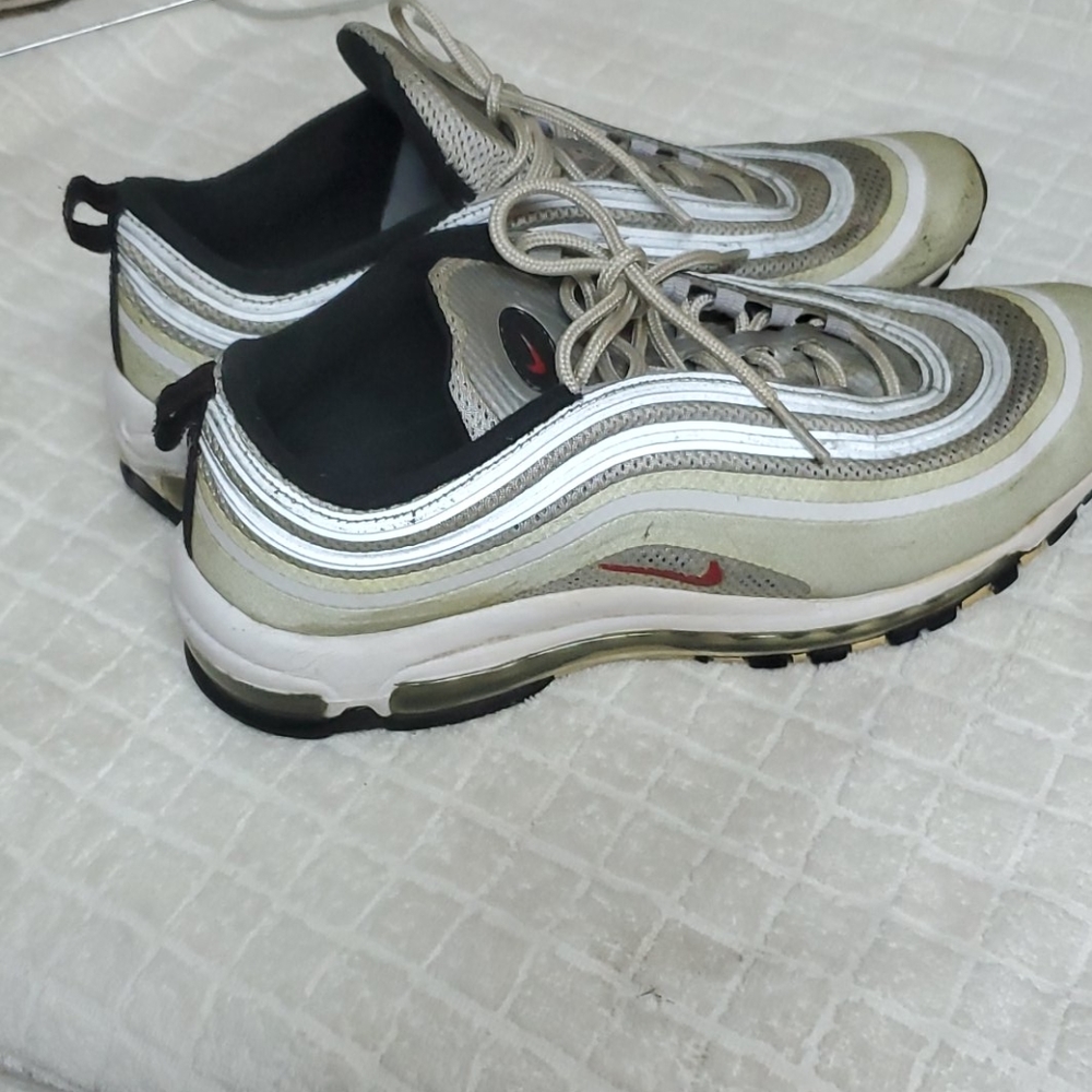 Nike Air Max - Picture 2 of 8